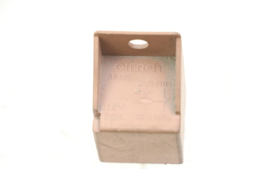 photo de RELE' AVVIAMENTO PIAGGIO XEVO - X EVO 125 (2007 - 2017) - Dettaglio del componente