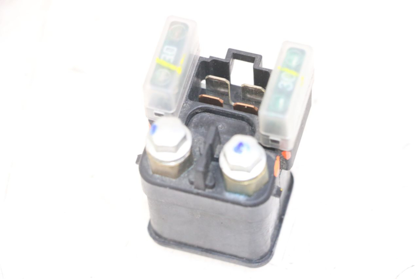 photo de RELE AVVIAMENTO YAMAHA XJ6 ABS 600 (2008 - 2016) - Dettaglio del componente