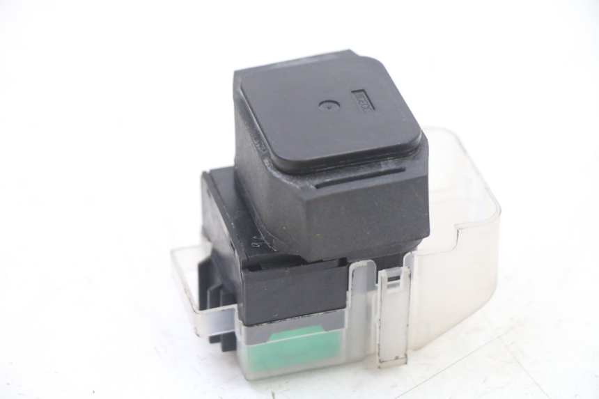 photo de RELE AVVIAMENTO YAMAHA TRACER 7 700 (2020 - 2024) - Altra angolazione