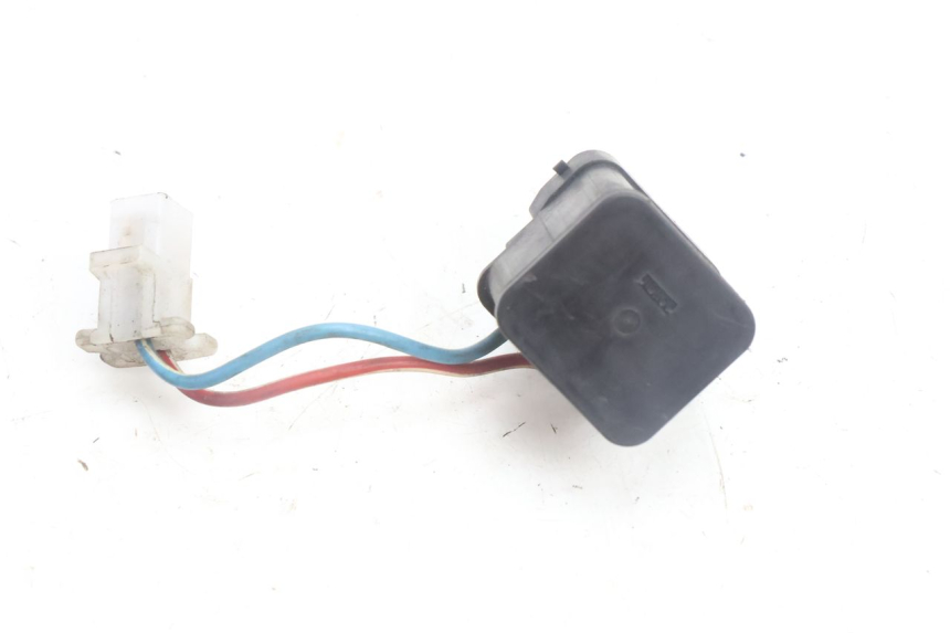 photo de RELE' AVVIAMENTO YAMAHA YP MAJESTY 125 (2007 - 2010) - Dettaglio del componente