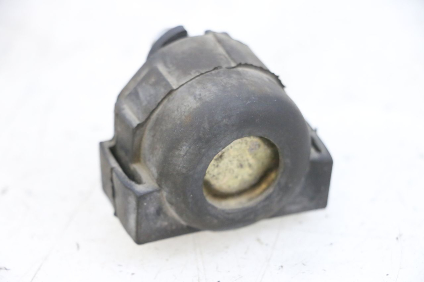 photo de RELE AVVIAMENTO KAWASAKI ZR 7 750 (1999 - 2004) - Altra angolazione