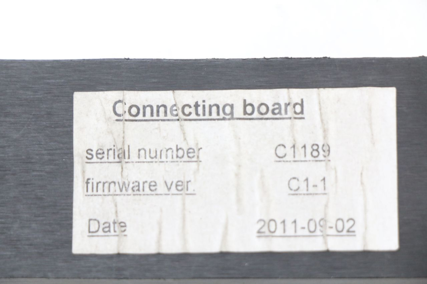 photo de Relè elettrico E-MAX 80L 1 (2011 - 2014) - Zoom sullo stato d'uso