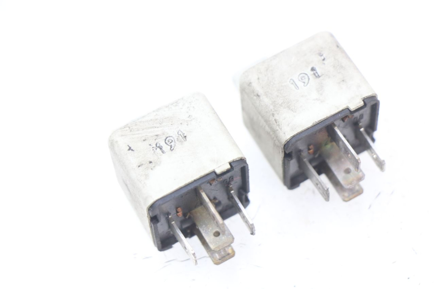 photo de RELÈ ELETTRICO PIAGGIO BEVERLY 125 (1998 - 2005) - Zoom sullo stato d'uso