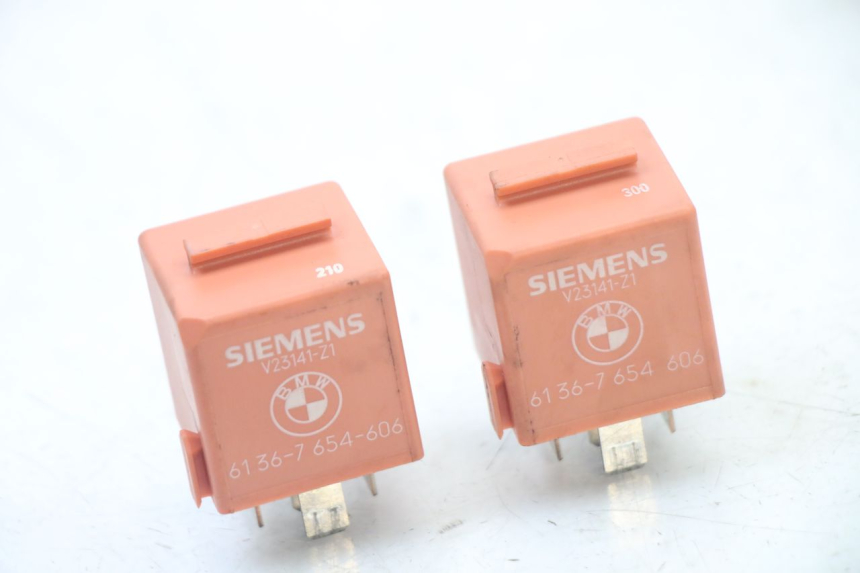 photo de RELE' ELETTRICO BMW C1 125 (2000 - 2003) - Dettaglio del componente