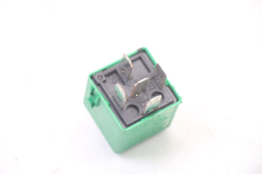 photo de RELE' ELETTRICO BMW C1 125 (2000 - 2003) - Zoom sullo stato d'uso