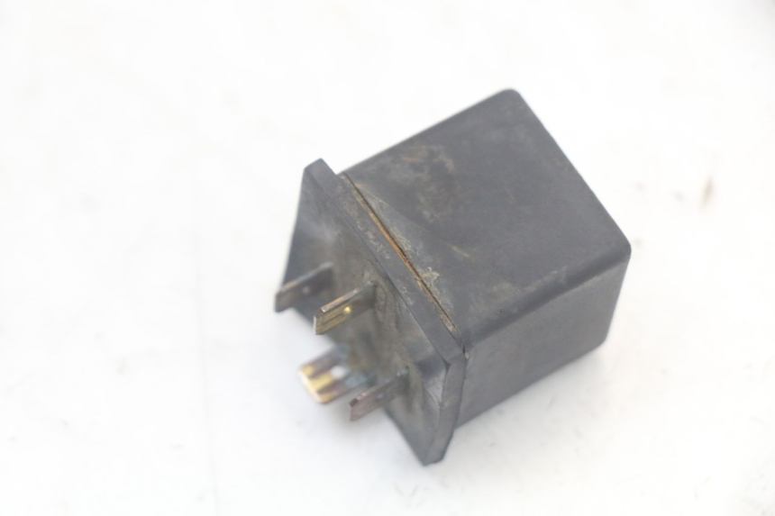 photo de RELE' ELETTRICO MBK BOOSTER SPIRIT 50 (2004 - 2017) - Altra angolazione