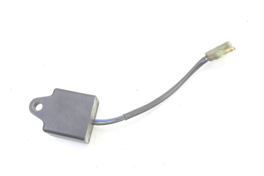 photo de RELE' ELETTRICO MBK BOOSTER SPIRIT NAKED 50 (2004 - 2017) - Altra angolazione