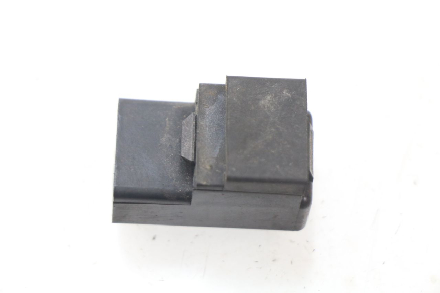 photo de RELE' ELETTRICO SUZUKI BURGMAN 125 (2007 - 2014) - Zoom sullo stato d'uso