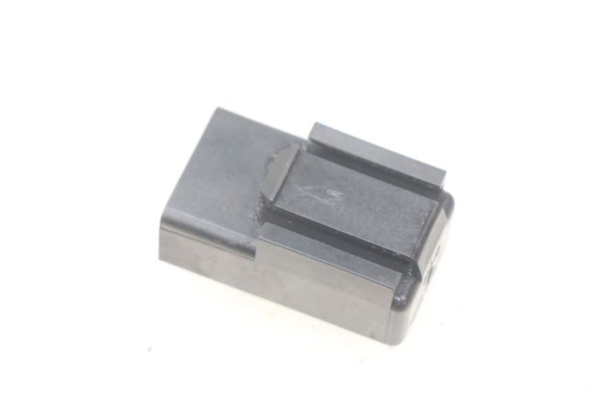 photo de RELE' ELETTRICO SUZUKI BURGMAN 125 (2007 - 2014) - Dettaglio del componente