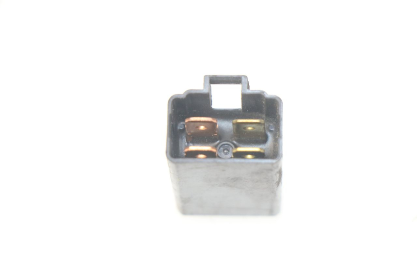 photo de RELE' ELETTRICO SUZUKI BURGMAN 125 (2007 - 2014) - Zoom sullo stato d'uso