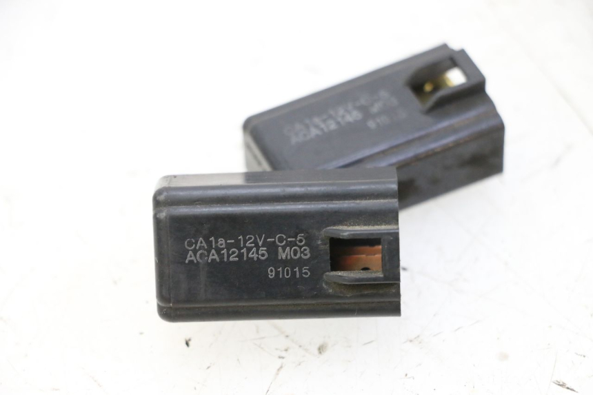 photo de RELE' ELETTRICO SUZUKI BURGMAN 125 (2007 - 2014) - Dettaglio del componente