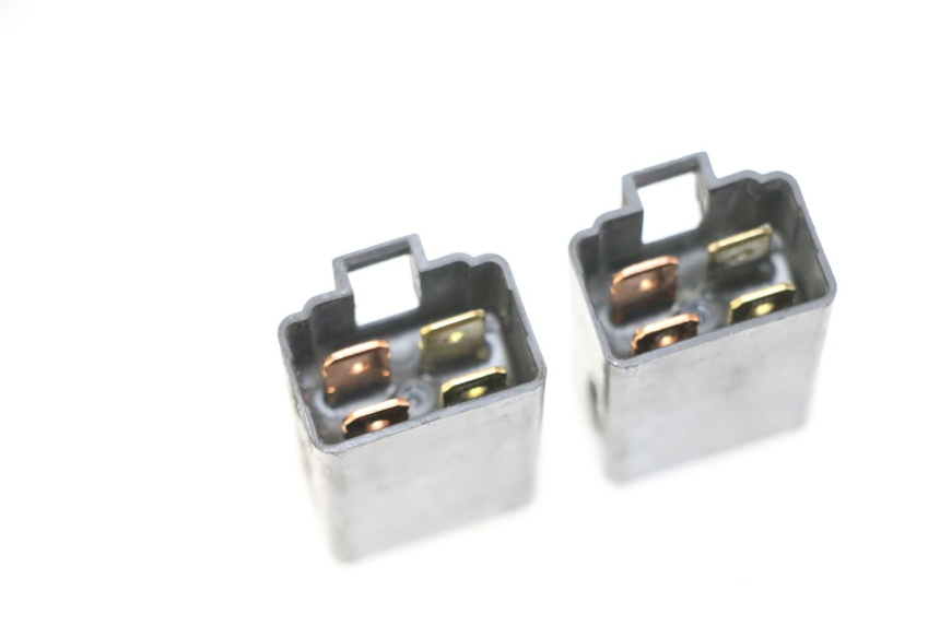 photo de RELE' ELETTRICO SUZUKI BURGMAN 125 (2007 - 2014) - Altra angolazione