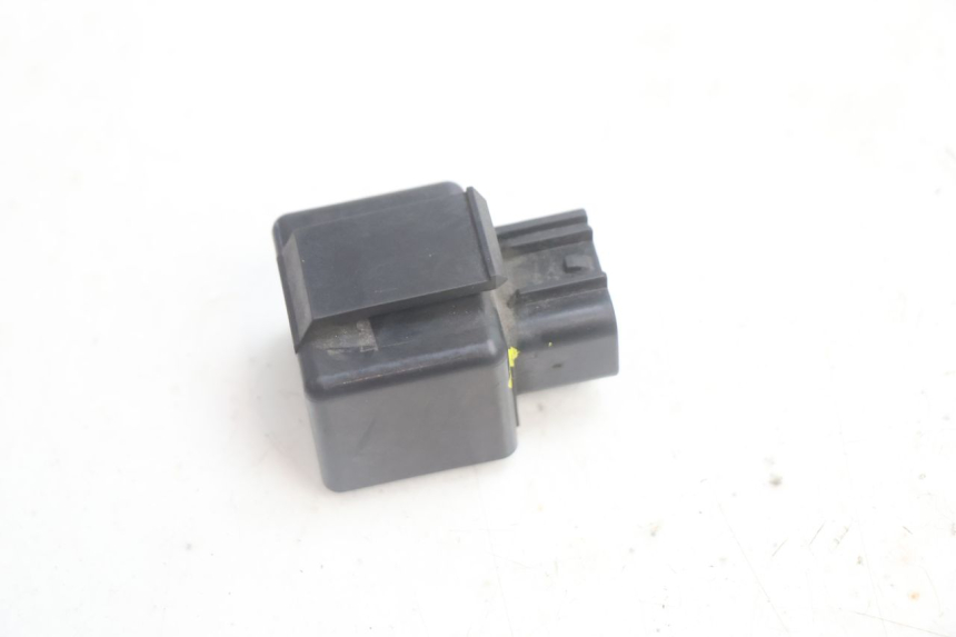 photo de RELE SUZUKI BURGMAN EXECUTIVE ABS 650 (2006 - 2012) - Dettaglio del componente