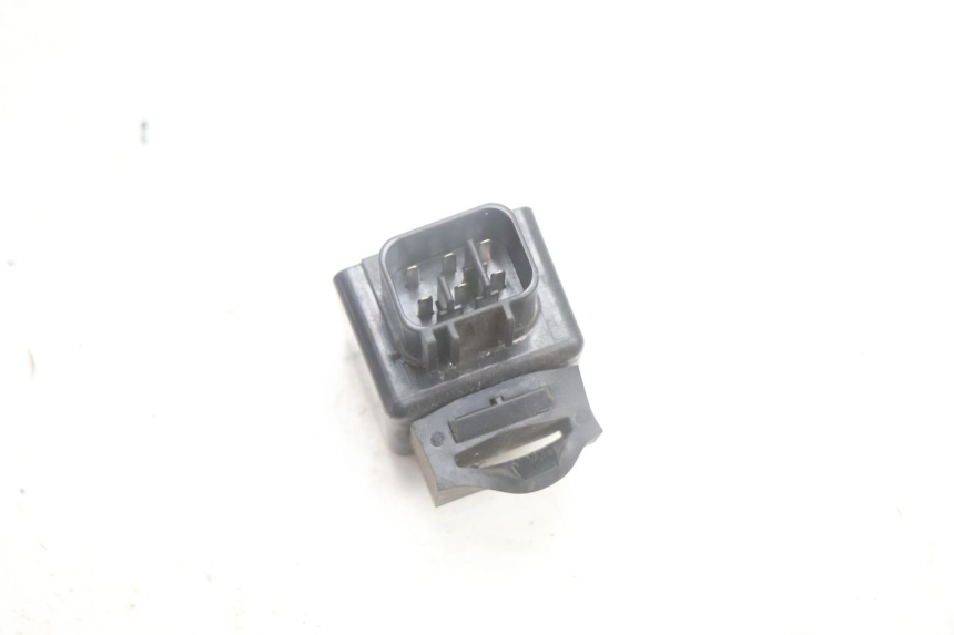 photo de RELE SUZUKI BURGMAN EXECUTIVE ABS 650 (2006 - 2012) - Altra angolazione