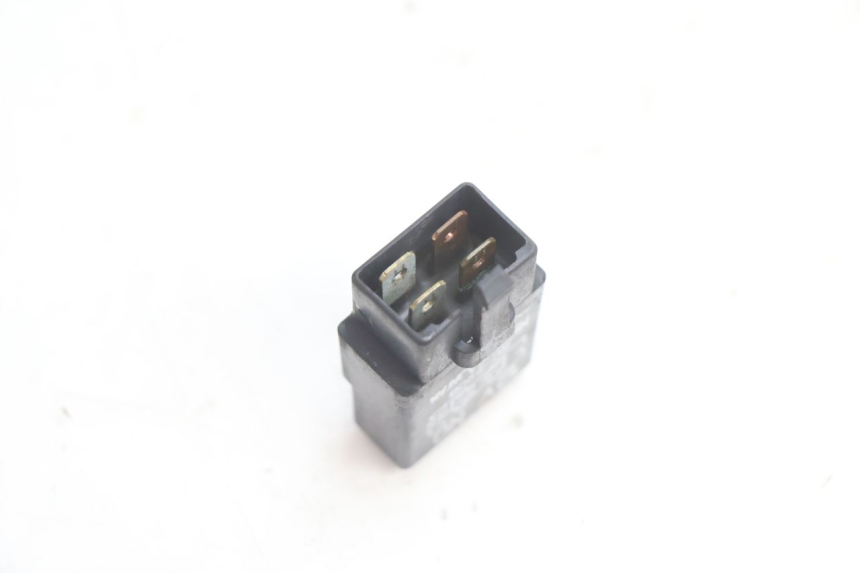 photo de RELE PEUGEOT BUXY 50 (1993 - 1998) - Altra angolazione