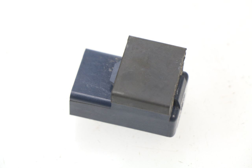 photo de RELE' ELETTRICO YAMAHA BW'S BWS 125 (2010 - 2013) - Dettaglio del componente