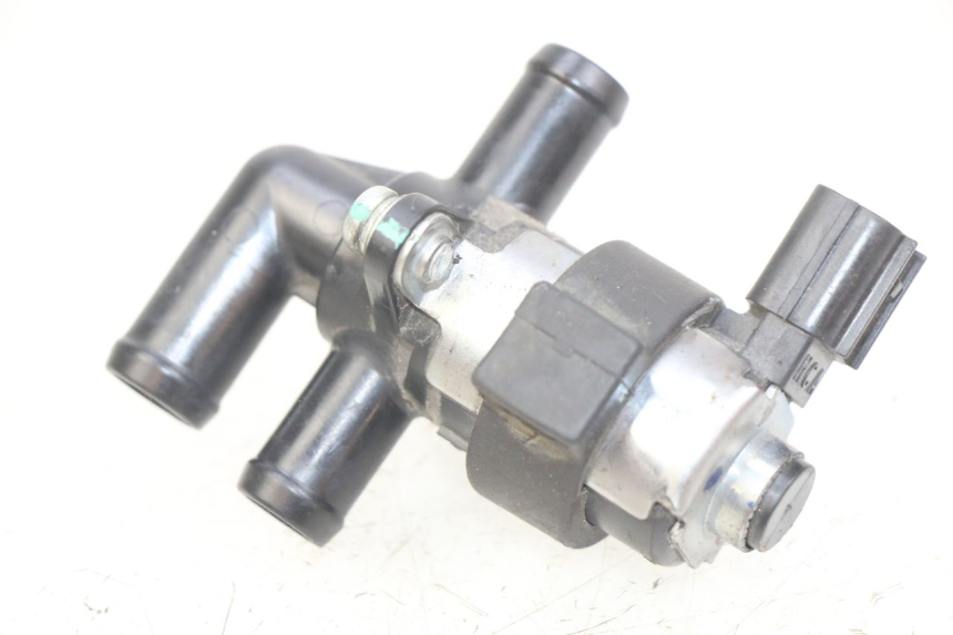 photo de RELE' ELETTRICO HONDA CB R 1000 (2018 - 2023) - Zoom sullo stato d'uso