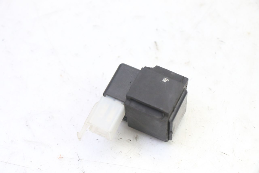 photo de RELE HONDA CBR RR FIREBLADE 900 (1992 - 1994) - Dettaglio del componente