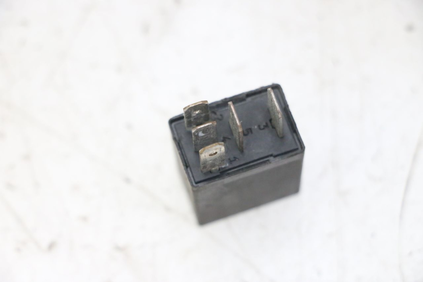 photo de RELE' ELETTRICO PEUGEOT CITYSTAR 50 (2013 - 2017) - Zoom sullo stato d'uso