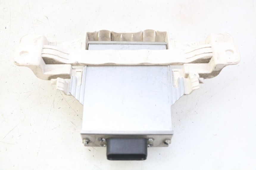 photo de RELE' ELETTRICO PEUGEOT E-VIVACITY 1 (2012 - 2018) - Zoom sullo stato d'uso