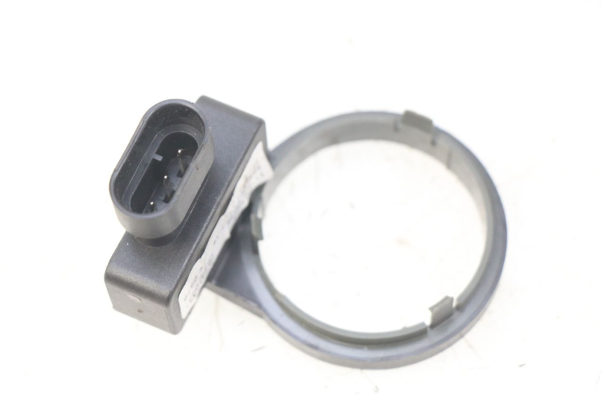 photo de RELE' ELETTRICO PEUGEOT E-VIVACITY 1 (2012 - 2018) - Zoom sullo stato d'uso