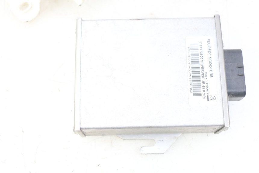 photo de RELE' ELETTRICO PEUGEOT E-VIVACITY 1 (2012 - 2018) - Vista d'insieme del prodotto