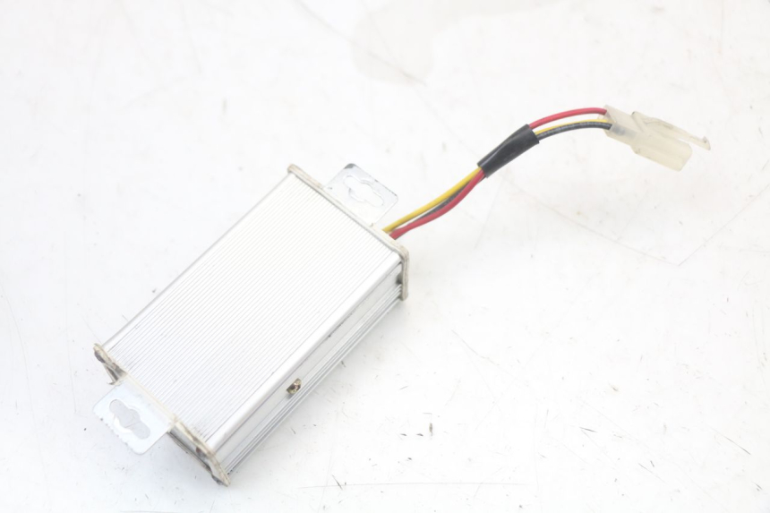 photo de RELE EBROH BRAVO GLE 1 (2020 - 2024) - Primo piano tecnico