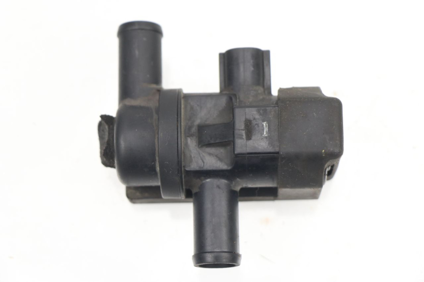 photo de RELÈ ELETTRICO KAWASAKI ER-6 ER6 N 650 (2012 - 2016) - Dettaglio del componente