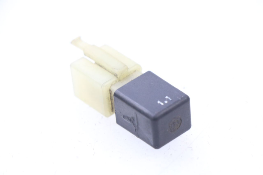 photo de RELE KAWASAKI ER5 ER-5 500 (2001 - 2004) - Dettaglio del componente