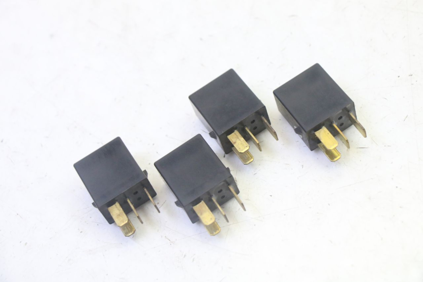 photo de RELE' ELETTRICO HONDA FES S-WING SWING ABS 125 (2007 - 2015) - Vista principale