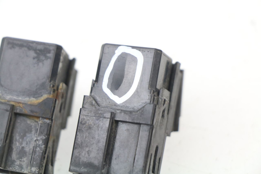 photo de RELE' ELETTRICO YAMAHA FJR ABS 1300 (2006 - 2012) - Primo piano tecnico