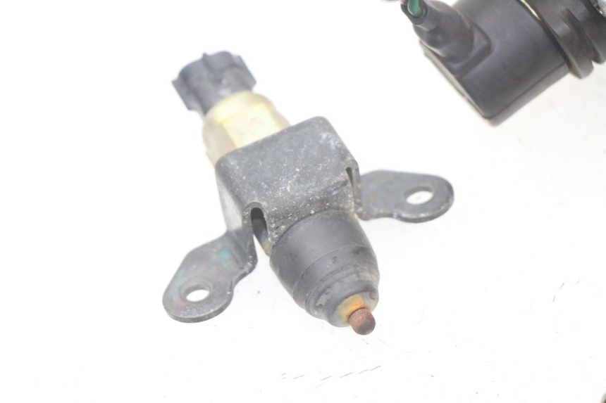 photo de RELE' ELETTRICO YAMAHA FJR ABS 1300 (2006 - 2012) - Primo piano tecnico