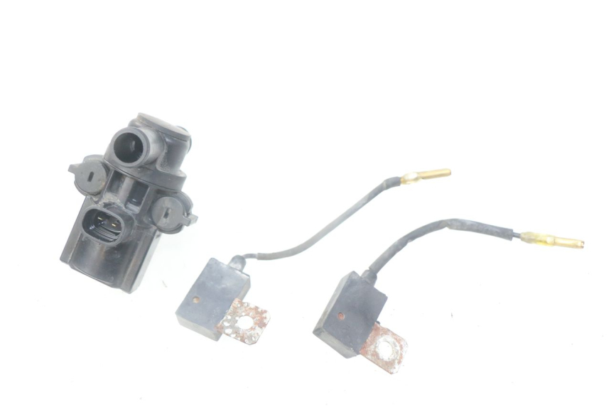 photo de RELE' ELETTRICO YAMAHA FJR ABS 1300 (2016 - 2020) - Altra angolazione