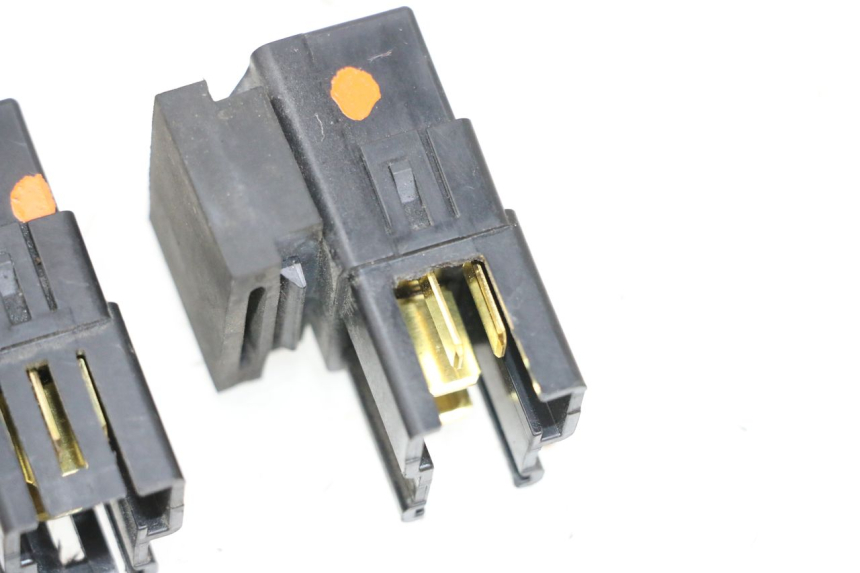 photo de RELE' ELETTRICO YAMAHA FJR ABS 1300 (2006 - 2012) - Dettagli dei punti di fissaggio