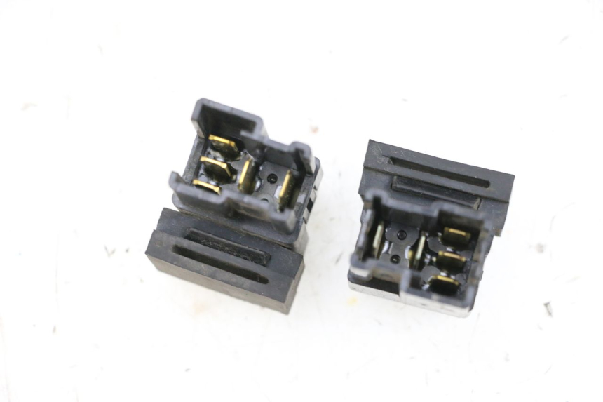 photo de RELE' ELETTRICO YAMAHA FJR ABS 1300 (2006 - 2012) - Stato della superficie e materiale