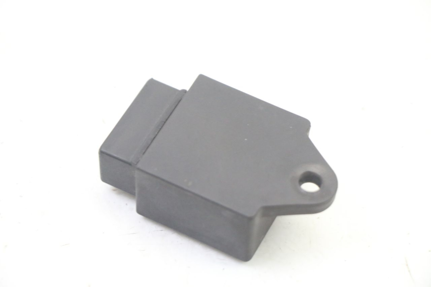 photo de RELE' ELETTRICO PIAGGIO FLY 2T 50 (2004 - 2017) - Altra angolazione