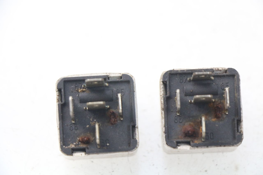 photo de Relè elettrico PIAGGIO FLY IE 125 (2012 - 2017) - Dettaglio del componente