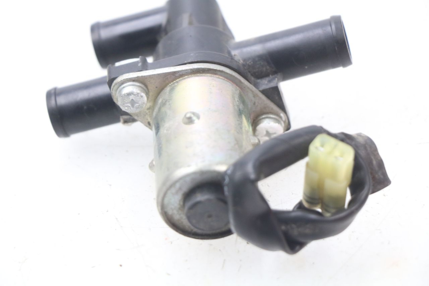 photo de Relè elettrico YAMAHA FZ8 800 (2010 - 2016) - Dettaglio del componente