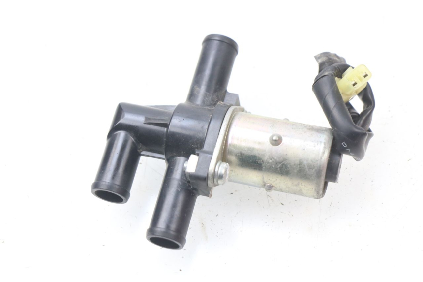 photo de Relè elettrico YAMAHA FZ8 800 (2010 - 2016) - Altra angolazione