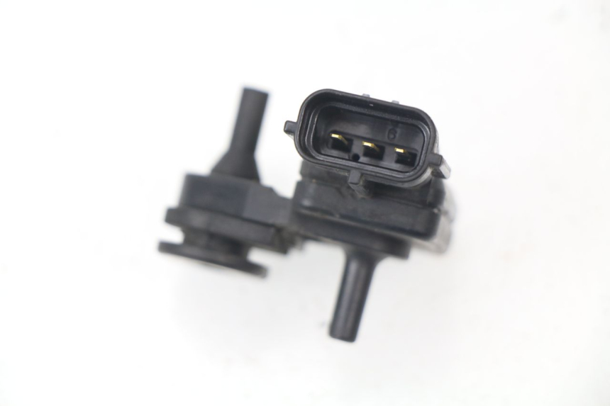 photo de Relè elettrico SUZUKI GSX-R GSXR K6 1000 (2005 - 2006) - Vista principale