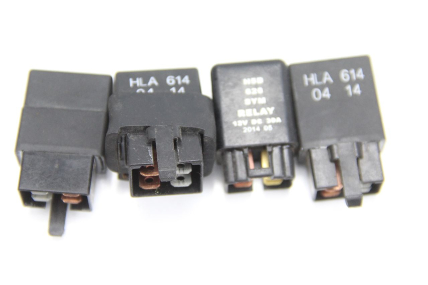 photo de Relè elettrico SYM GTS EFI ABS 125 (2012 - 2016) - Vista principale