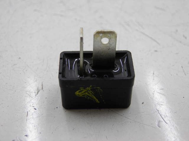 photo de Relè elettrico HONDA CG 125 (2005 - 2007) - Dettaglio del componente