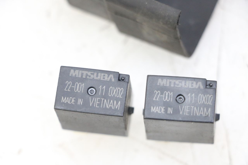 photo de RELE HONDA FORZA 125 (2021 - 2025) - Altra angolazione