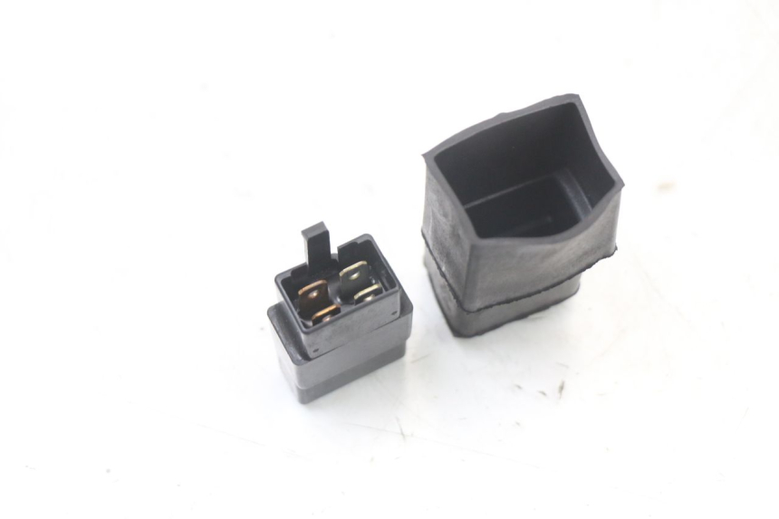 photo de RELE HONDA NES AROBASE 125 (2000 - 2003) - Zoom sullo stato d'uso