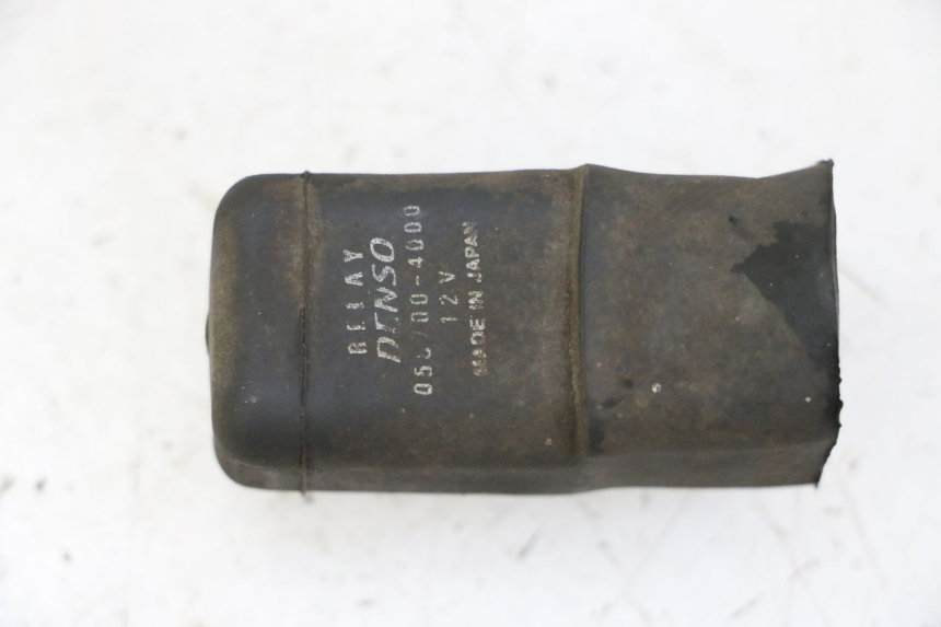 photo de RELE' ELETTRICO KAWASAKI ZR7 ZR-7 S 750 (1999 - 2004) - Vista principale