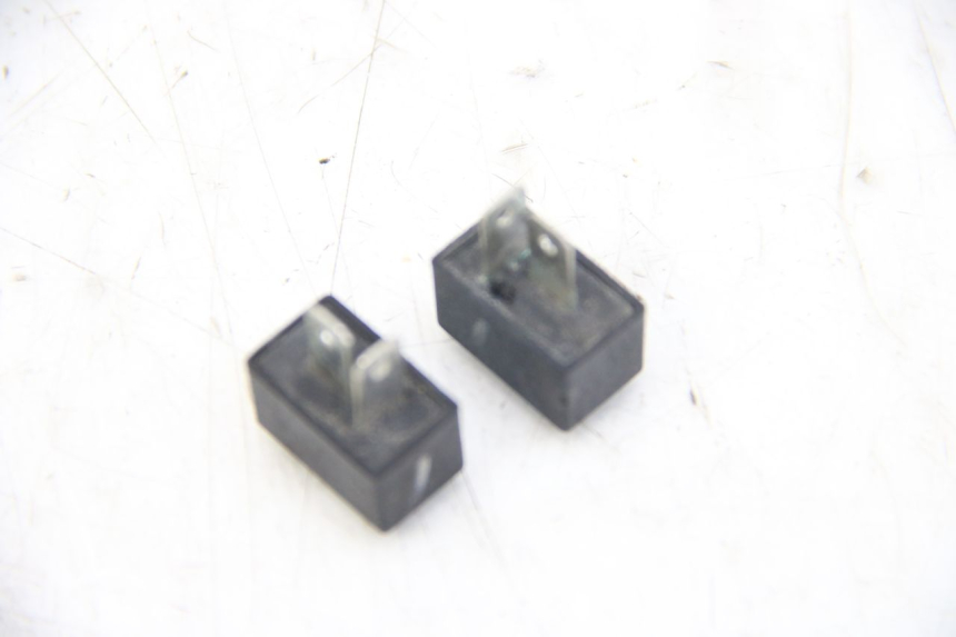 photo de RELE' ELETTRICO PEUGEOT KISBEE 4T 50 (2018 - 2022) - Vista principale