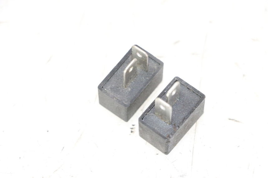 photo de RELE' ELETTRICO PEUGEOT KISBEE 4T 50 (2018 - 2022) - Zoom sullo stato d'uso