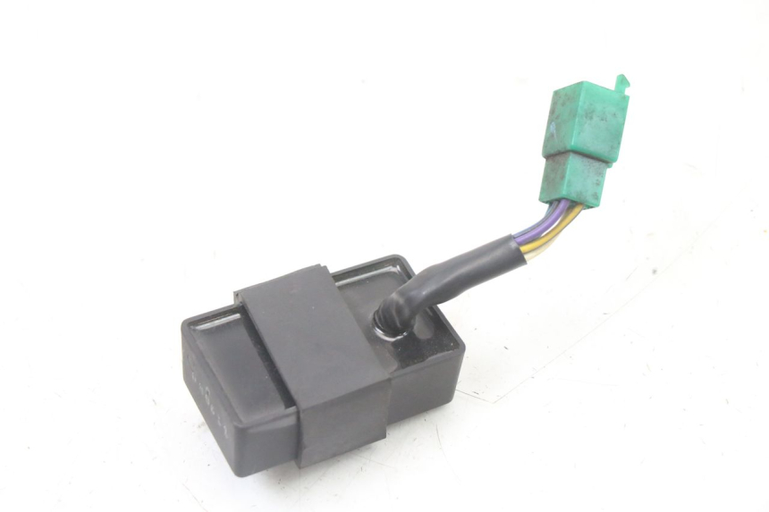 photo de RELÈ ELETTRICO KYMCO GRAND DINK 125 (2008 - 2014) - Primo piano tecnico