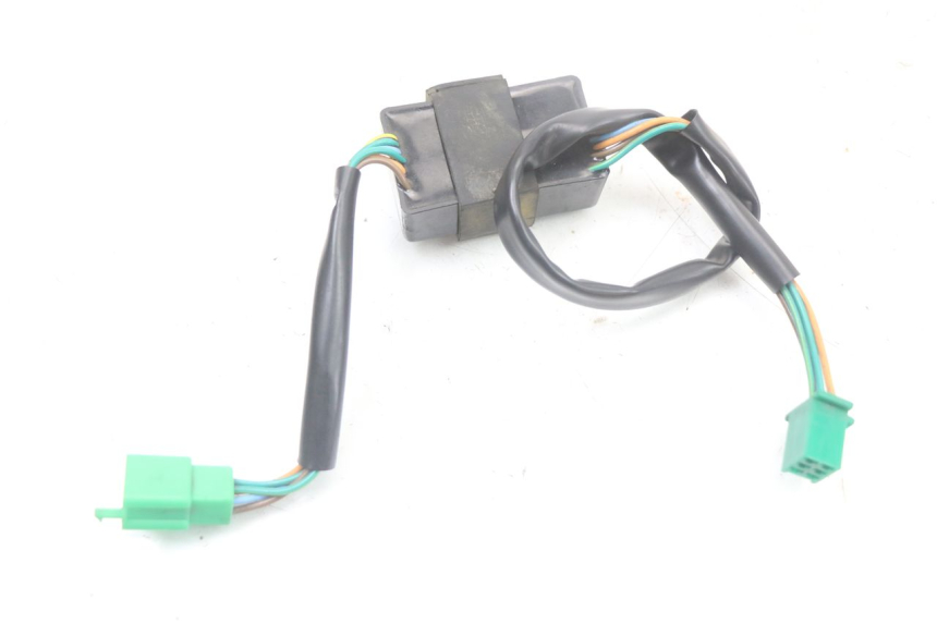 photo de RELE' ELETTRICO KYMCO X-TOWN XTOWN 125 (2016 - 2021) - Primo piano tecnico