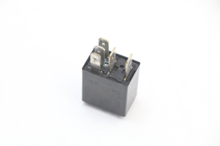 photo de RELE PIAGGIO LIBERTY 4T 50 (2018 - 2021) - Zoom sullo stato d'uso